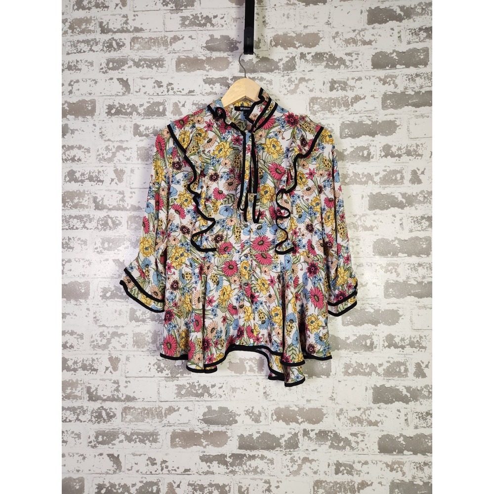 Colorful Boho Floral Ruffle Top Size Small‎ Vintage Inspo Flowy Airy Feminine